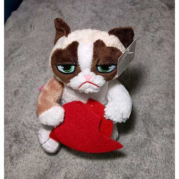 Grumpy Cat Plush Stuffed Animal Toy with Broken Heart Valentine's Day 9" - Picture 2 of 16